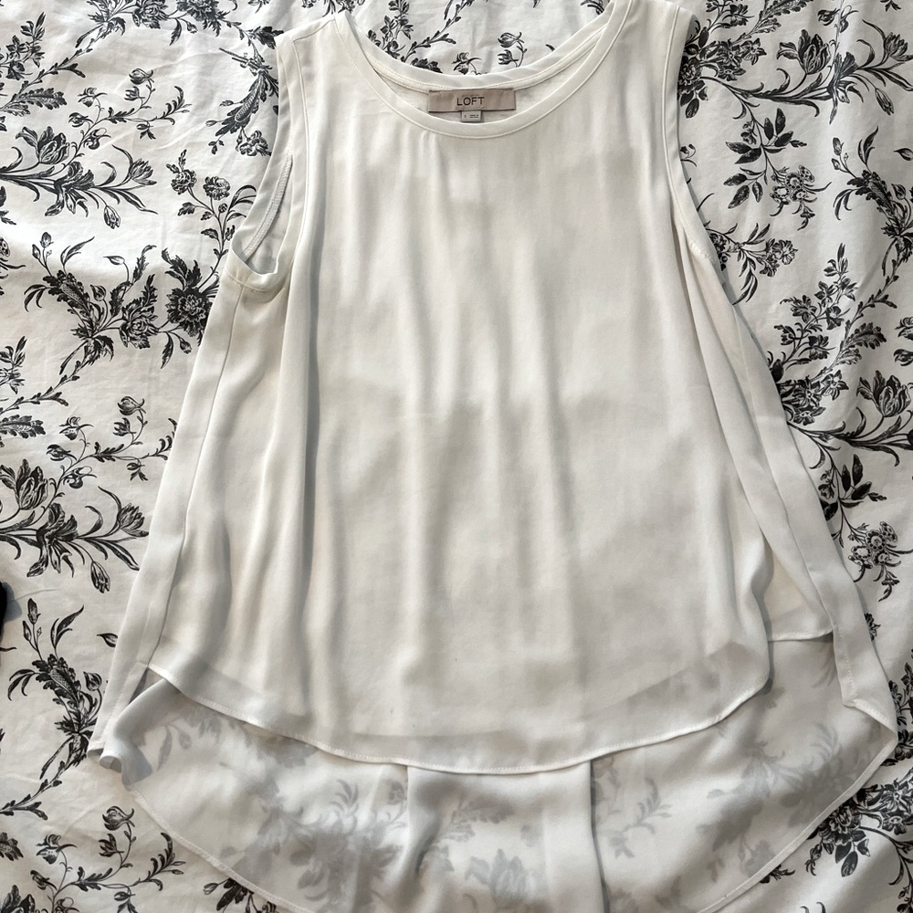 LOFT high-low woven top